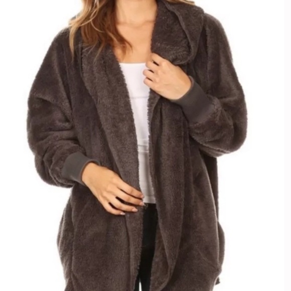 SOLD OUT  t-Party Fuzzy Cardigan Jacket - Picture 4 of 8